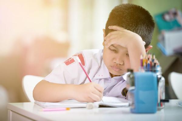 3 Tips Sederhana Tingkatkan Nilai Pelajaran Anak di Sekolah