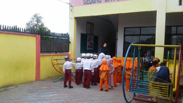 6 Tips Aman Saat Siswa Mulai PTM di Sekolah