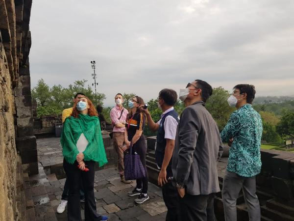 Delegasi Pendidikan G20 Kenali Warisan Budaya Dunia di Indonesia: Candi Borobudur dan Prambanan 