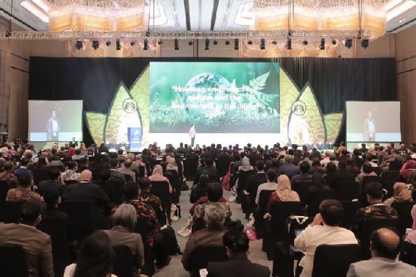 Nadiem dan Luhut Bahas Transformasi Pendidikan di QS Higher Ed Summit Asia Pacific  