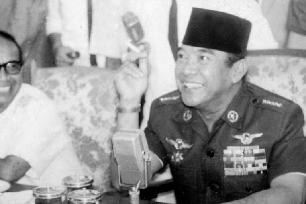 Profil Bapak Proklamator dan Presiden Pertama Indonesia