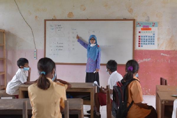 Standar Pendidikan Guru Terbaru di Permendikbudristek Nomor 56 Tahun 2022 
